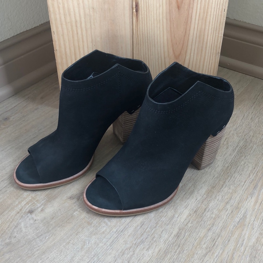 Dolce Vita // Black Leather Peep Toe Booties